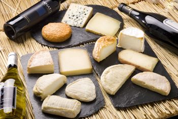 Torino I tipici formaggi piemontesi