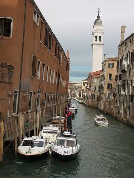 Venezia Le calle foto di F. Cepolina