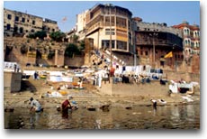 Varanasi Panni stesi al sole dopo il bucato