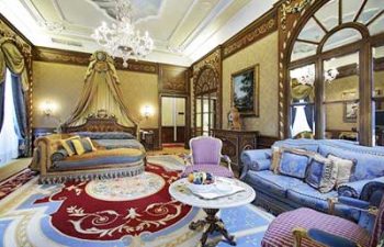 Stresa, dove l’ospitalità è storia 7 La suite Hemingway