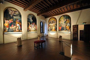 Volterra Una sala della Pinacoteca