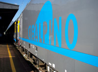 Il logo del Cisalpino sulla fiancata del locomotore