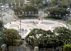 La traversata del Mediterraneo 12 Piazzale d'ingresso alle Ramblas