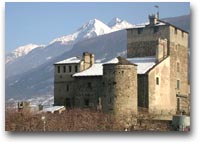 castelli Il castello dei Sarriod de la Tour