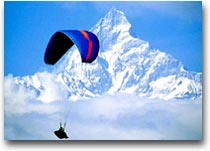 Paragliding sull'Himalaya