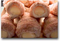 dolci Cannoncini alla crema pasticciera