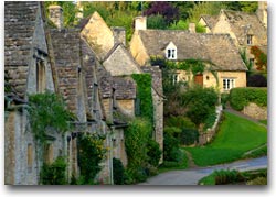 Cottage in pietra nel villaggio di Bibury (Foto: britainonview/ Tony Pleavin)