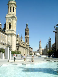 Saragozza, Plaza del Pilar