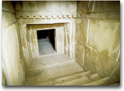 Archeologia a Cipro L'accesso alla tomba