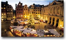 Mercatino di Natale in piazza Stortorget