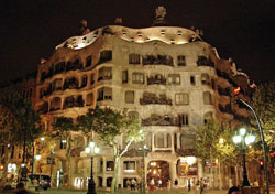 Rambla Le luci di Casa Milà, detta “La Pedrera”