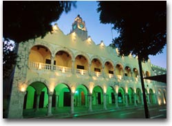 Maya Merida, il palacio de Gobierno (Foto:MTB)