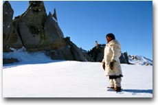 Donna Inuit, Silvia Pecota