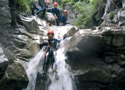 In scivolata tra le rocce © Outdoor-Pezzey