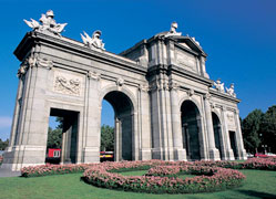 Puerta Alcala, © Sociedad publica turismo Madrid