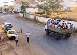 roças Camion al posto degli autobus