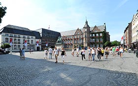 Altstadt Rathaus ©Düsseldorf Marketing & Tourismus