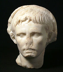 Augusto capite velato