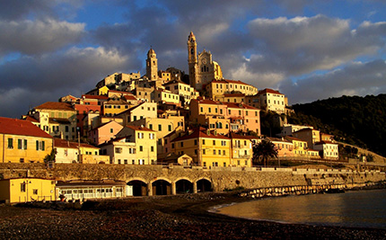 Note tra carrugi e mare nell'estate di Cervo