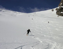 Scialpinismo, pratica sempre più diffusa su tutto l'arco alpino. Credit: archivio Cai