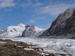 Il ghiaccio cede il passo alla roccia (Credit: Concordia Hütte)