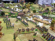 Il campo di gioco simula la realtà storica ed è arricchito da elementi paesaggistici