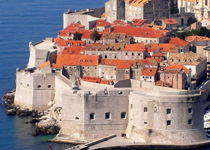 Ragusa Il porto di Dubrovnik, protetto dal robusto bastione