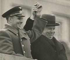 Yuri Gagarin con Nikita Sergeevi? Chru??ëv, Segretario generale del Partito comunista dell'Unione Sovietica