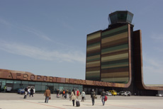 Il moderno aeroporto della città
