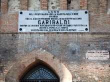 Romagna A Lugo un'iscrizione ricorda il primo centenario della nascita di Garibaldi
