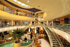 Gli interni di MSC Poesia