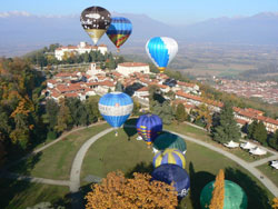 Mongolfiere a Masino (Foto: © Charbonnier)