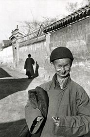 Eunuco della corte imperiale dell’ultima dinastia, Pechino, 1949, © Henri Cartier-Bresson/Magnum Photos/Contrasto