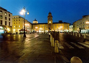Parma, Piazza Garibaldi. Foto: Carra
