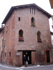 Casa Museo della prima Bibbia ebraica