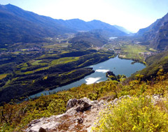 Primavera nella Valle dei Laghi