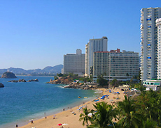 Acapulco, grattacieli sulla spiaggia