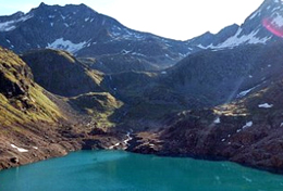 Laghi e cime, la cornice dell'Adamello Supertrail