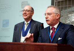 Da sinistra Peter Bierwirth, presidente Ehma e Ezio Indiani, delegato nazionale del Chapter Italia 