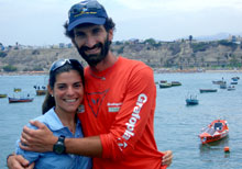 Oceano Pacifico in barca a remi 2 Allex e sua moglie Francesca poco prima di partire dal Perù