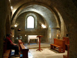 Momento di preghiera nella cappelletta dell'Abbazia