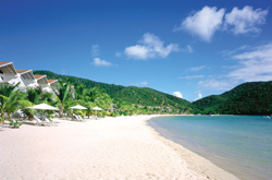 Antigua Spiaggia bianca e mare di cristallo (Foto: Carlisle Bay Antigua)