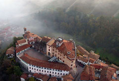 Una suggestiva immagine del castello dei marchesi Falletti