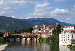 In moto, sui monti della Prima Guerra Mondiale 1 Bassano del Grappa