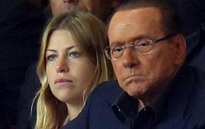 Barbara e Silvio Berlusconi in tribuna