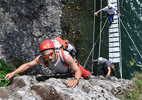 La via ferrata sul lago d'Idro. Foto:  visitchiese.it