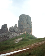 Il gruppo delle Cinque Torri vicino a Cortina