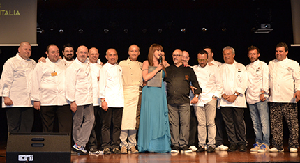 Il gruppo degli chef che si sono ritrovati a Campione d'Italia
