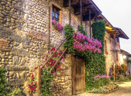 A Ricetto di Candelo sboccia la primavera