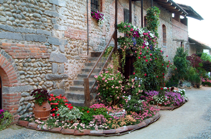 A Ricetto di Candelo sboccia la primavera